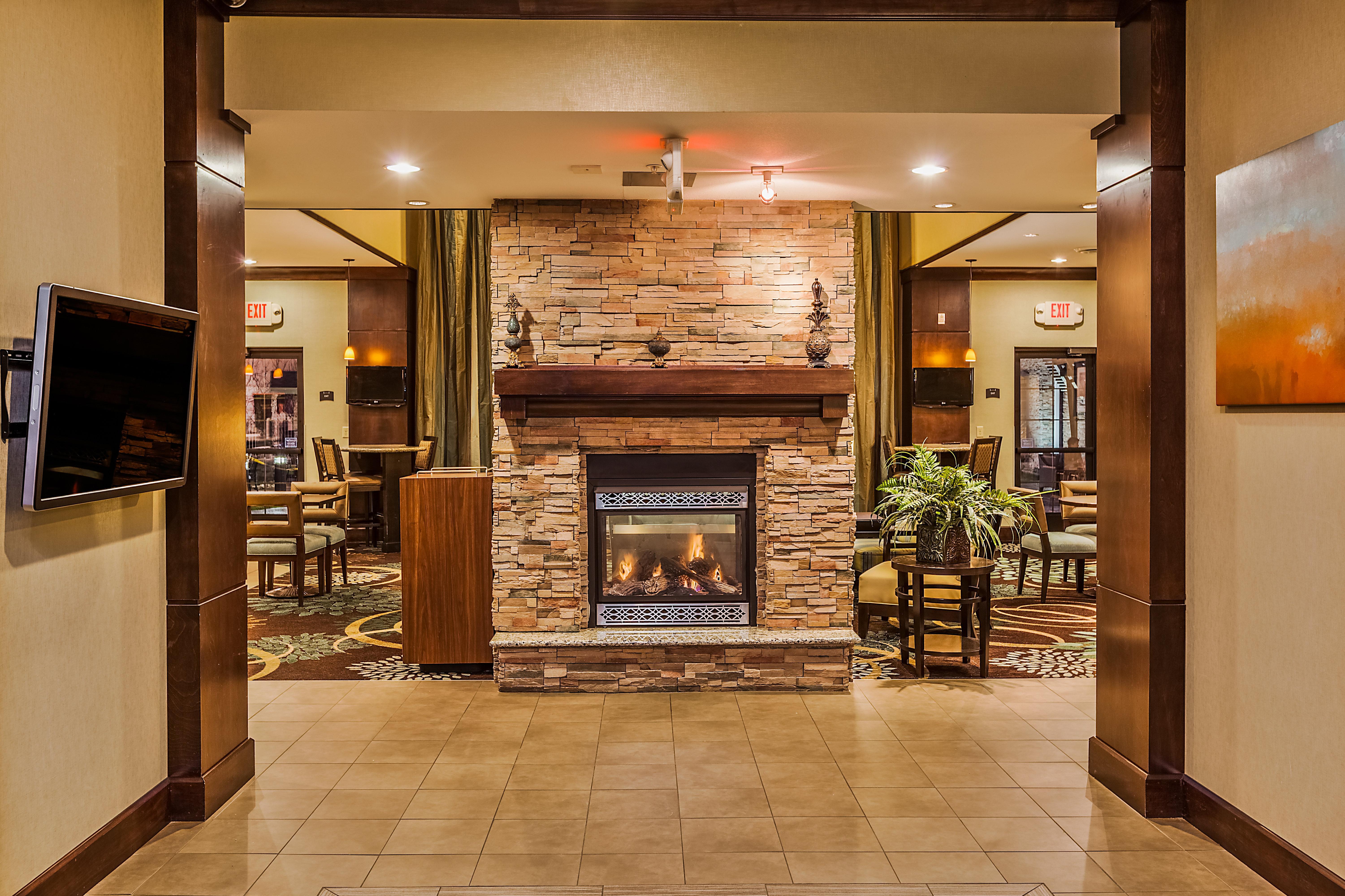 Staybridge Suites Bismarck By Ihg Exterior foto